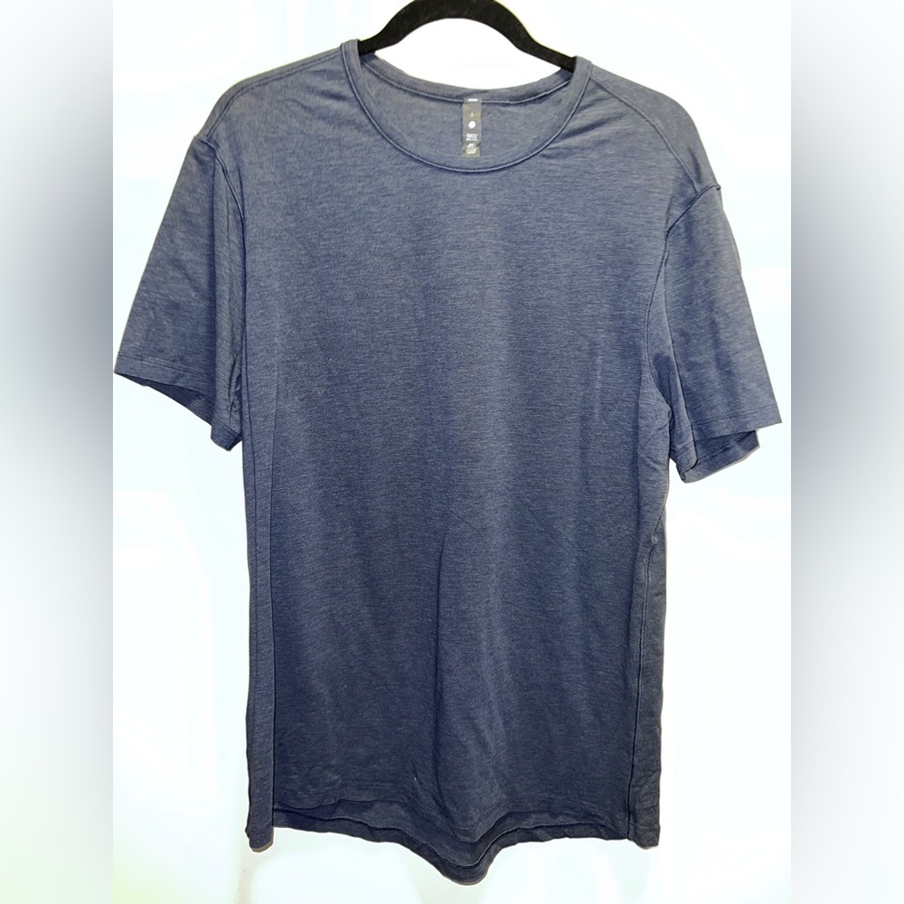 Lululemon short sleeve knit blue shirt